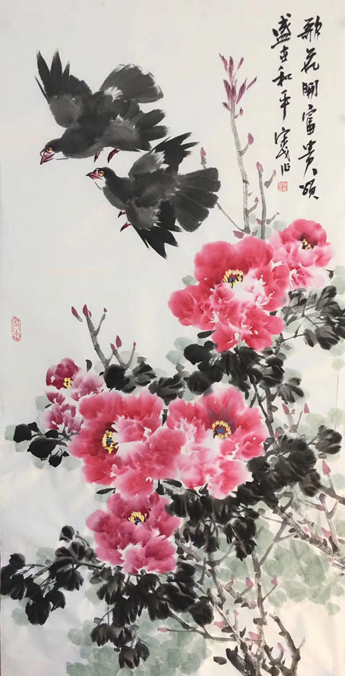 中国花鸟画的意境美，不单是笔墨，线条等技法的营造，而是升华为一种文化符号，在那美好的画面里所体现的是人生、是修养。宋戈先生的国画花鸟作品《一篱春色》，将春意暖融，牡丹盛开的景致，展现得富有韵味，墨绿的枝叶映衬着娇艳的花朵，似有花香传入鼻息，两只鸟雀结伴翻飞，你侬我侬，惟妙惟肖，富有情趣。作者以酣畅淋漓的水墨笔意，向我们传达了大自然的意境，令人流连忘返。作品构图严谨，笔墨生动，写意精神扑面而来。画家通过丰富的笔墨变化，引领观赏者进入一种富贵典雅的境界。.jpg