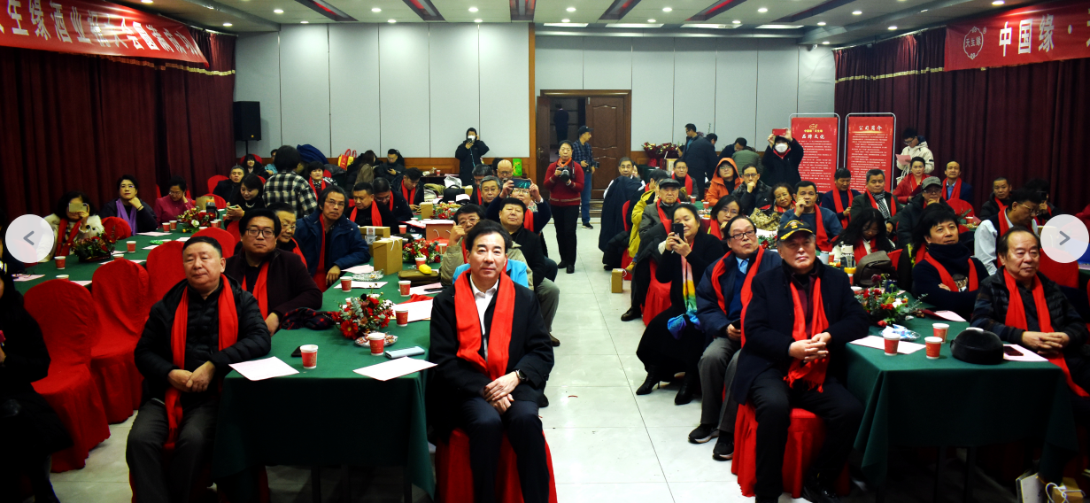 晚会2-2.jpg